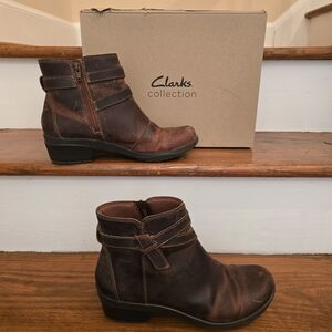 Clarks Angie Spice Ankle Booties in Dark Tan